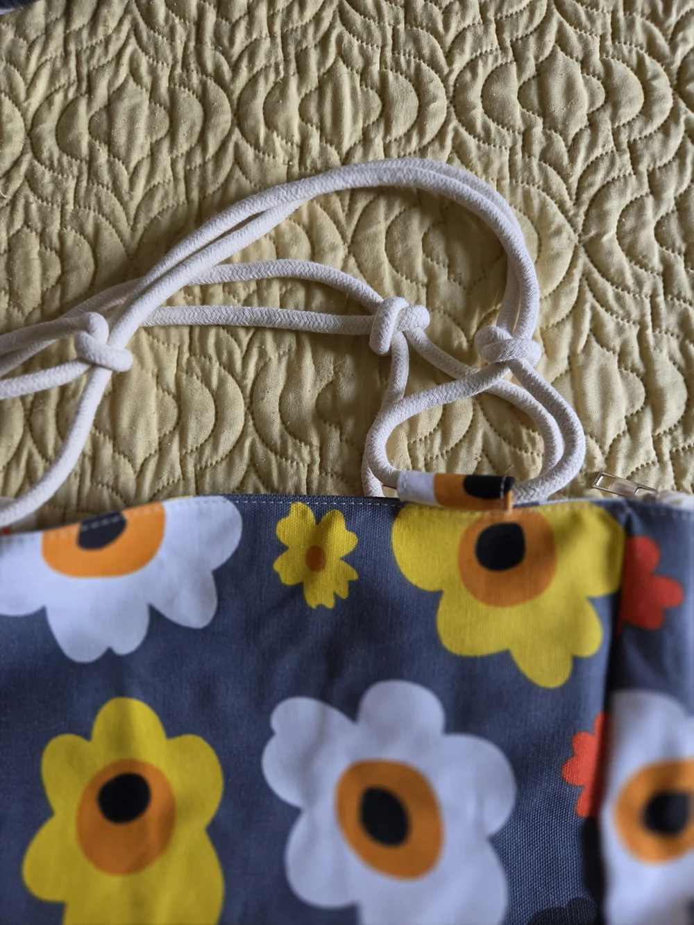 Farmhouse-Print Floral Rope-Handle Satchel in Yellow & Blue